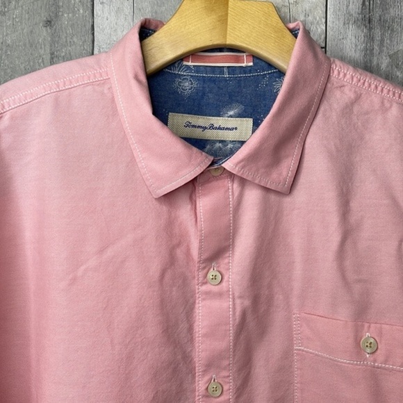 TOMMY Bahama pink button up long sleeve dress shirt. 100% cotton. Extra buttons - Picture 2 of 9